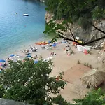 Sendi 5 Min From The *