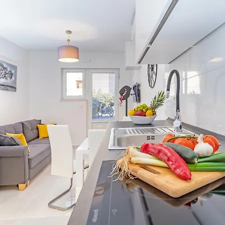 Apartment Sendi 5 Min From The