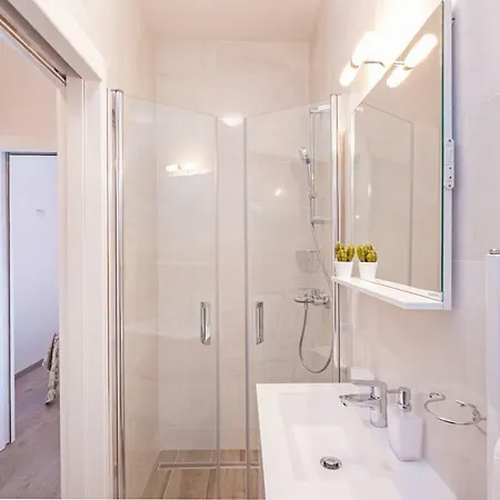 Apartment Sendi 5 Min From The